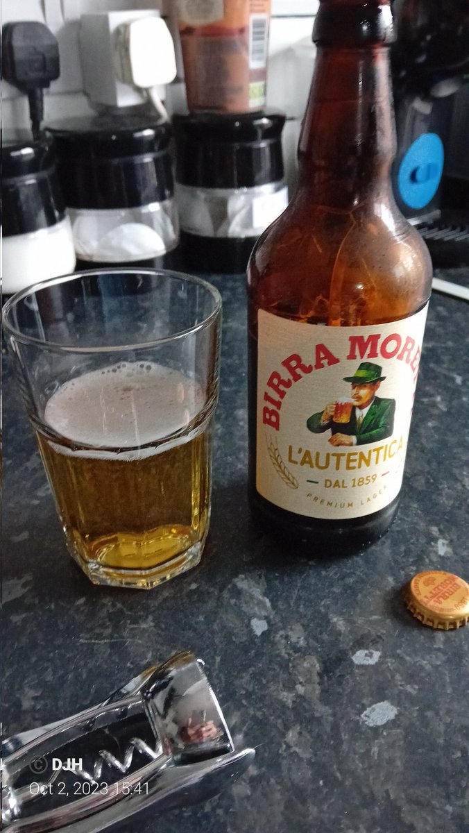 DavefromHeysham's tweet photo. Only the best today #birramoretti #eccellente #eccezionale #meraviglioso https://t.co/DmVIN7bXb3