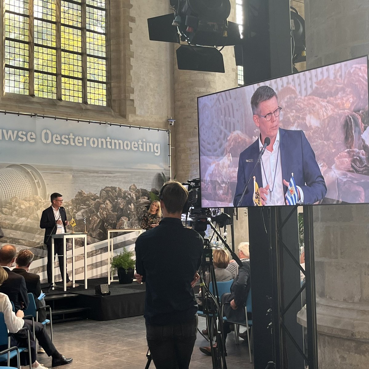 Voorzitter van de Board <a href="/MCSchroevers/">Marinus Schroevers</a> sluit af. Het is nu tijd voor Zeeuwse oesters en netwerken. Op naar volgend jaar!