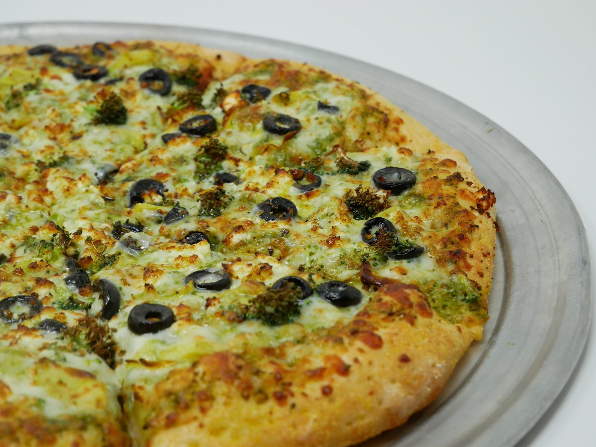 HotBox Pizza tweet media