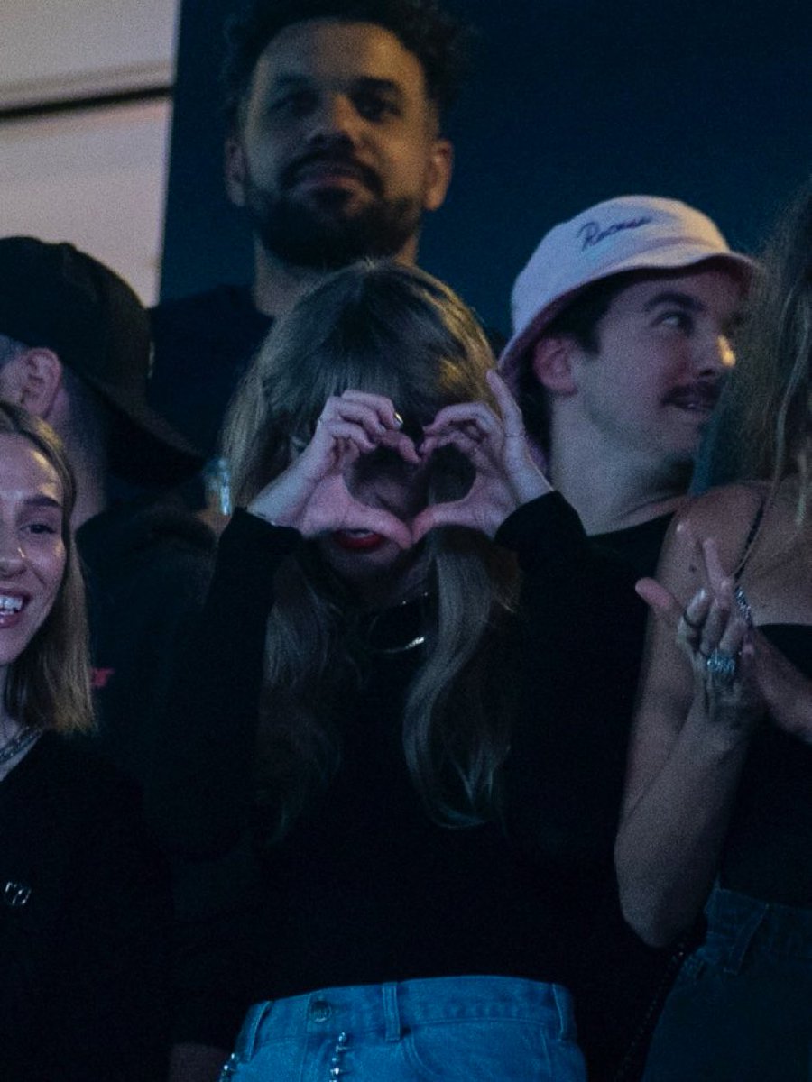 Taylor Swift Updates tweet media