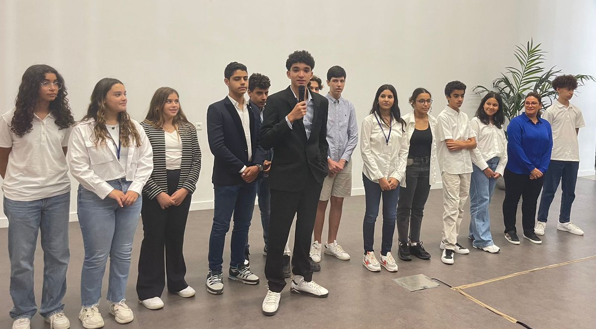 L'Ambassadeur de France au Maroc @clecourtier et la directrice générale de l'AEFE @SchererEffosse ont inauguré ce matin les nouveaux locaux du collège @GSULaFontaine à Fès, établissement phare de l'enseignement français au Maroc. #AEFE #Maroc