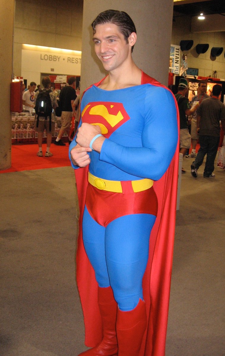 CosplayerGuys's tweet photo. Want to be featured? DM your favorite hot guy in costume & follow us. #Superman #costumebulge #fatsack #Supermanbulge #gay #frontbump #Cosplay #guysinspandex #GayHalloween #Halloween #GayCosplay #gaysuperhero #JoshBoultinghouse #GuysInTights #supermancosplay https://t.co/GuDXFv7Auy