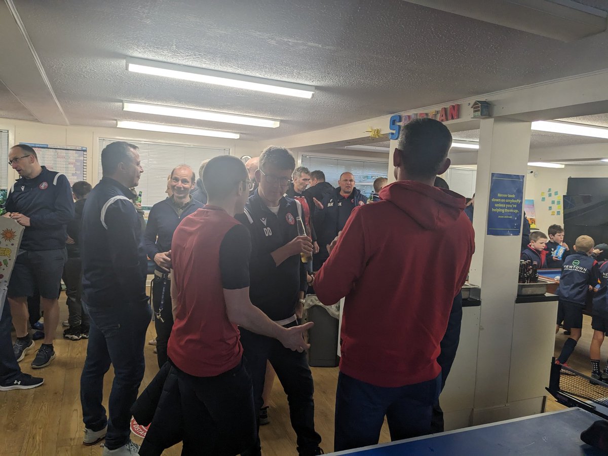 spartans_youth's tweet image. A brilliant weekend for the Spartans family which we enjoyed being part of. 
#mascots @spartansfc 
#tifo flag wavers @UltrasXNorth 
Youth Section #volunteer thank you event.