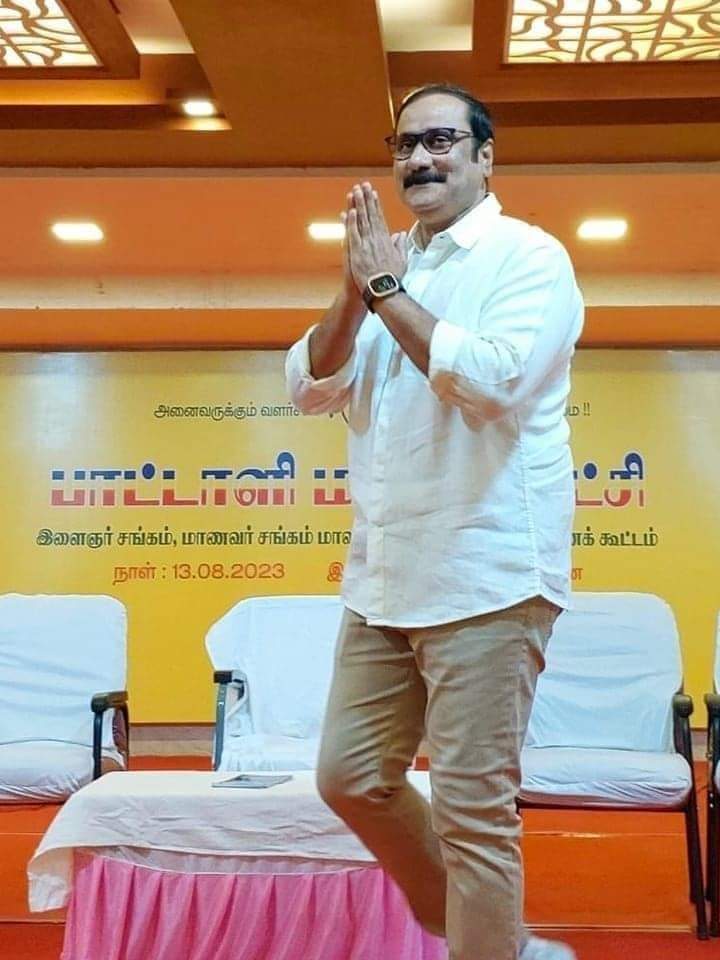 jkvoffl's tweet photo. Followers குறைவாக உள்ளவர்கள் Follow பண்ணிட்டு Rt பண்ணுங்க, உடனடியாக follow back செய்யப்படும் .

நமக்கான ஊடகத்தை நாமே ஏற்படுத்துவோம்...

நமது பலத்தை பெருக்குவோம், எதிரிகளை விரட்டுவோம்....

#இணைவோம்_பாட்டாளிகளாய் 

#DrAyya https://t.co/EidIalgTaP