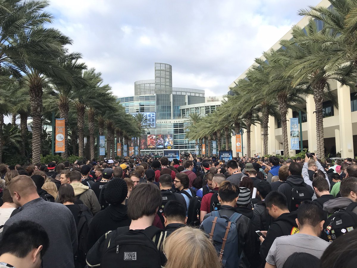 MrGMYT's tweet photo. Exactly 1 month until I fly out to Los Angeles for Blizzcon 2023 https://t.co/CpmeXHqqKr