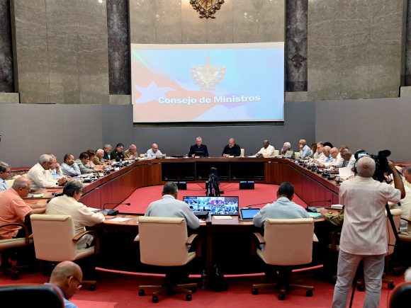 IzquierdoAlons1's tweet photo. Aprueba Consejo de Ministros normas jurídicas que serán presentadas a los diputados
#LatirAvileño 
#LatirXUnEneroDeVictorias https://t.co/6WGKlekQWQ