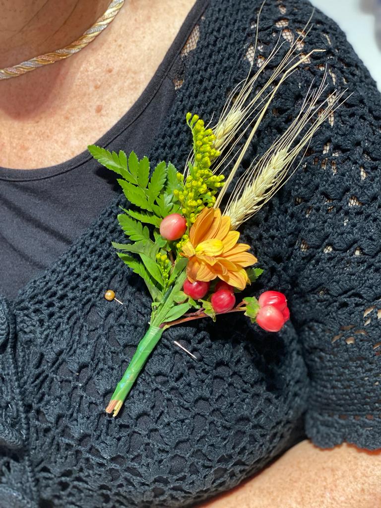 Exultate Singers (@exultatesingers) on Twitter photo A huge thank you to everyone who came to our exploration of the seasons of nature and life. Thanks to @RoseMcPhilemy for reading so beautifully, florist Barry Toogood for the season-themed buttonholes, and to <a href="/RoxannaPanufnik/">Roxanna Panufnik</a> for Elegy for Fadima, a deeply moving new work 🎶 A huge thank you to everyone who came to our exploration of the seasons of nature and life. Thanks to @RoseMcPhilemy for reading so beautifully, florist Barry Toogood for the season-themed buttonholes, and to <a href="/RoxannaPanufnik/">Roxanna Panufnik</a> for Elegy for Fadima, a deeply moving new work 🎶