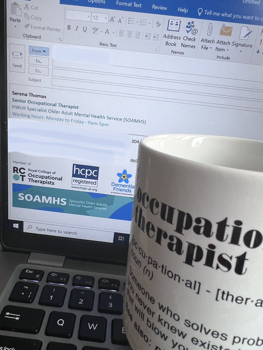 SerenaT_OT's tweet photo. My one year work anniversary at @HWLH_SOAMHS and itβs an extra special celebration today as I can add βSeniorβ to my job title β¨πΎ #loveOT #jobprogression #supportiveteam #occupationaltherapy #RCOT #dementiafriends https://t.co/j0Q8hMVQ8z