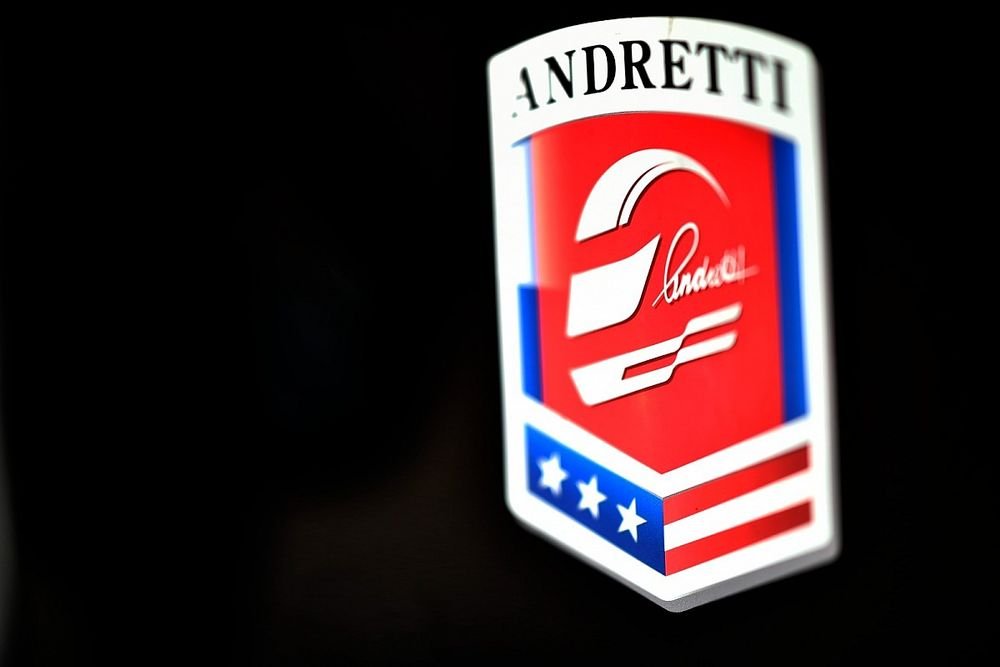 ElReyGuiri's tweet photo. 🚨 ¡OFICIAL!

Andretti es la única candidatura de nuevo equipo aprobada por la FIA.

Ahora será remitido a la FOM para discusiones comerciales.

[@ChrisMedlandF1]

VAMOOOOOOOOOOOS

#F1 #QatarGP https://t.co/zxaLViOL2v