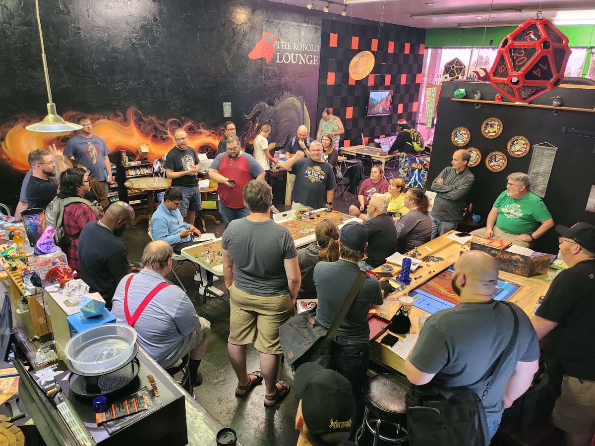 thekoboldlounge's tweet photo. Check out the EPIC D&amp;D campaign the lounge hosted.  26 players in four tables all worked to complete some tasks and then joined together for an EPIC battle to defeat Mahil (the foe). It took 24 players to kill him and some lucky rolls. But he was killed, 412HP worth of dead even. https://t.co/YDYxF5b0QV