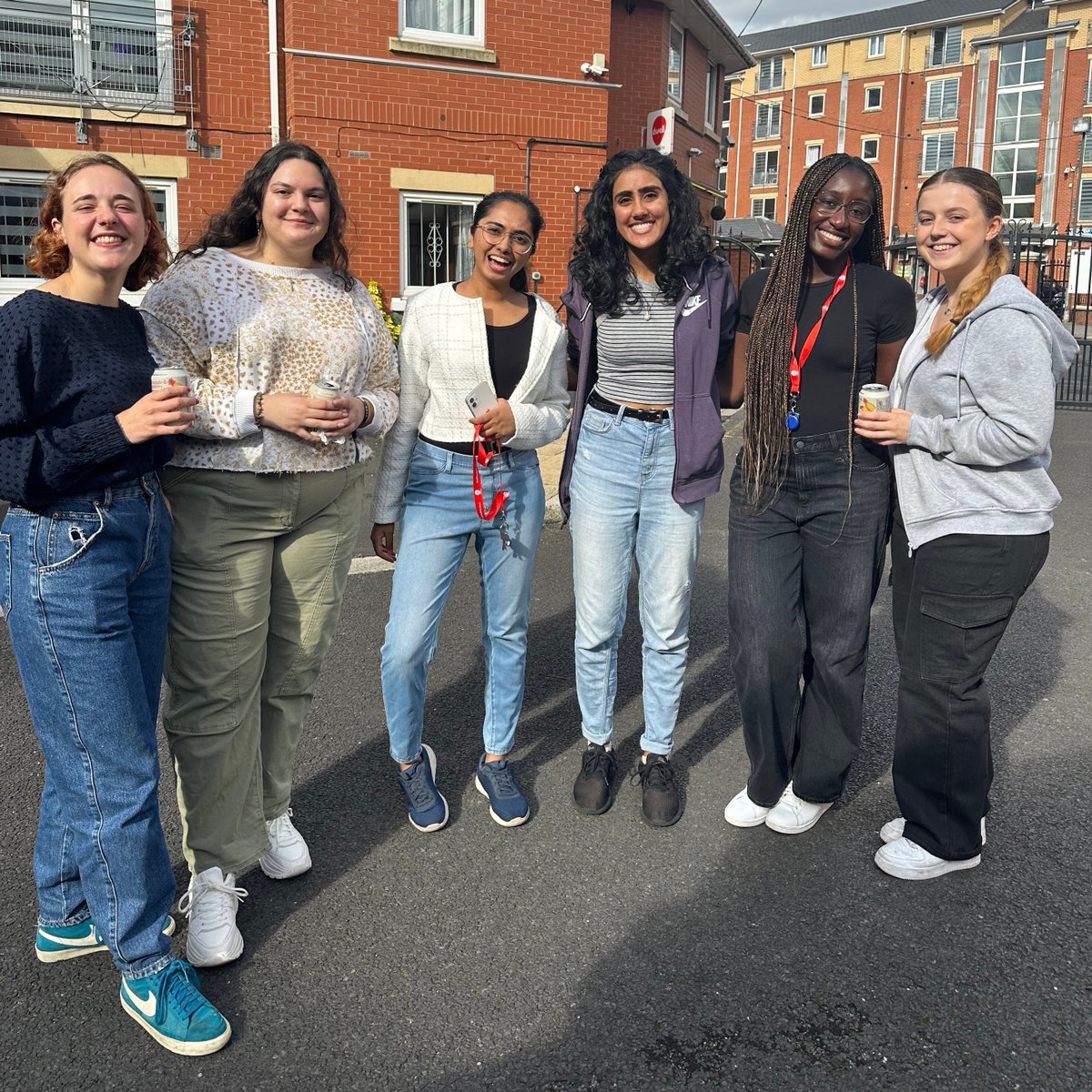 dwell Student Living tweet media