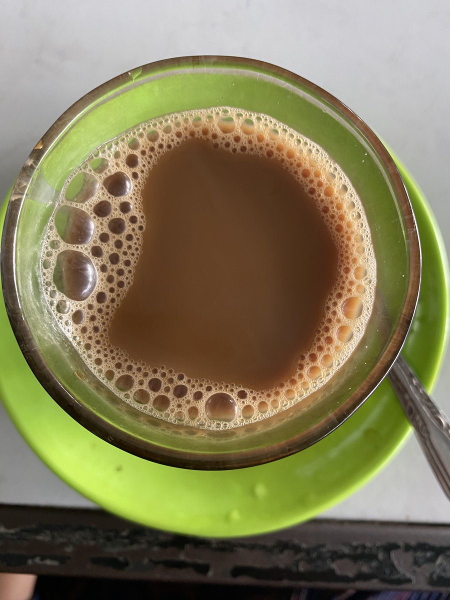 miripdi's tweet image. minum arabica gayo di tanah gayo&amp;lt;3

kopi khop tower kenapa dibalik karena di aceh banyak angin, buat kopi panas cepat dingin maka dibalik la itu gelas tuk jaga suhu😃