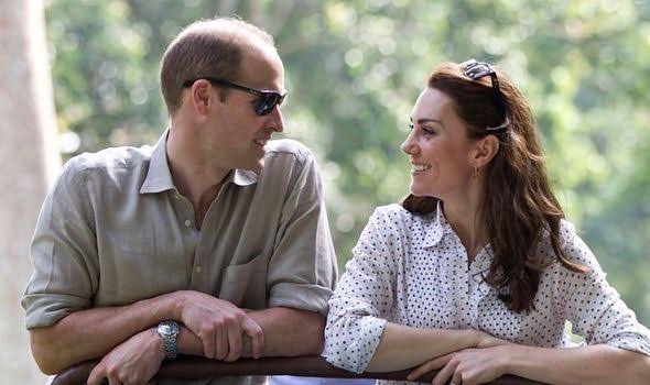 @RFitzwilliams Exclusive polling for Newsweek in September also showed that William and Kate are the most popular living royals among Americans, with Kate taking the top spot with a net approval rating of +33 and William coming in a close second at +28. twitter.com/RFitzwilliams/…