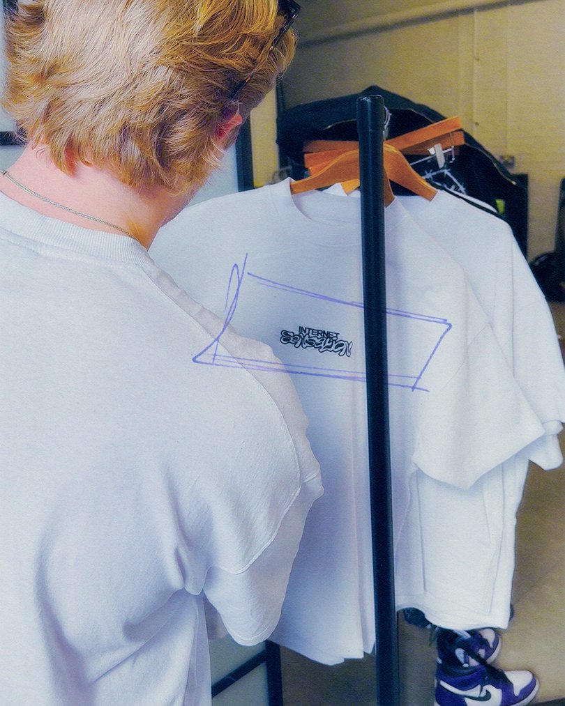 ISdotShop's tweet photo. //. BTS from the latest 𝖎𝓃𝖙ℯ𝖗𝓃𝖊𝓉 𝓈𝖊𝓃𝖘𝒶𝖙𝒾𝖔n collection. What did you guys think of the drop?  🕷️ ‘.,:-_|  /- .:. https://t.co/CglxZcoDTB