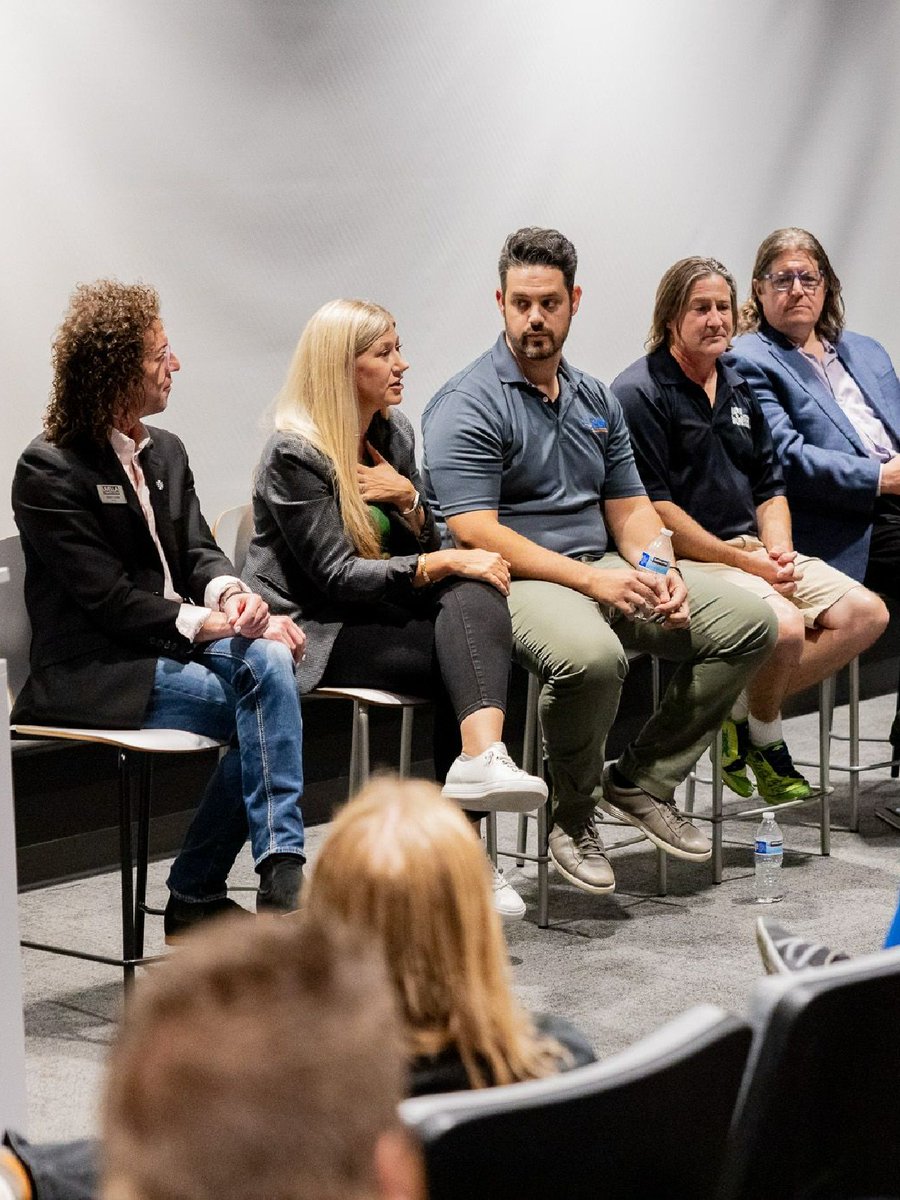 ListenTech's tweet image. Thank you to our friends at Livella Brand Group for putting on an awesome roadshow! We had a great time being on the road!

Visit brnw.ch/21wD8ui to see where we'll be next!

#AVTweeps #Inclusive #ListenTech #ProAV #LivellaBrandGroup