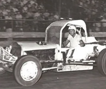 FremontHoF's tweet photo. Harold "Mac" McGilton - McGilton recorded 40 feature wins at Fremont and is eighth on the track's all-time win list. He won Fremont's super modified championship in 1964 and the sprint title in 1970. 🏁🏎 https://t.co/aGzz53vTnd