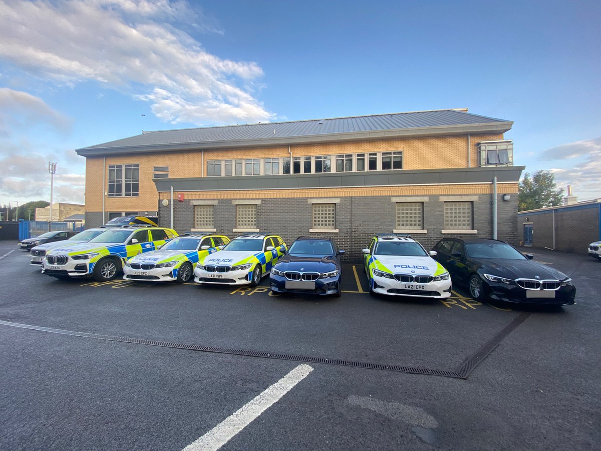 ShaunfromDurham's tweet photo. Few hours #Volunteering yesterday, @DurhamRAPol kept in tip top condition! 
9 cars cleaned in 5 hours 🚔😎
#CleanToBeSeen #PositiveImage https://t.co/1jzZ53ZFTN