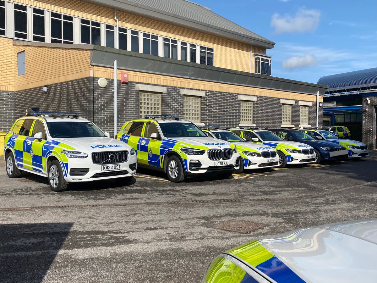 ShaunfromDurham's tweet photo. Few hours #Volunteering yesterday, @DurhamRAPol kept in tip top condition! 
9 cars cleaned in 5 hours 🚔😎
#CleanToBeSeen #PositiveImage https://t.co/1jzZ53ZFTN