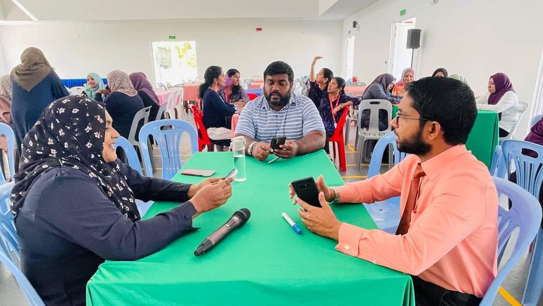 Fuvahmulaku School (@fsfuvahmulah) on Twitter photo ~The first PD for this academic year was conducted on Building Positive School Culture.~
<a href="/MoEdumv/">Ministry of Education</a>
facebook.com/10005752159490… ~The first PD for this academic year was conducted on Building Positive School Culture.~
<a href="/MoEdumv/">Ministry of Education</a>
facebook.com/10005752159490…