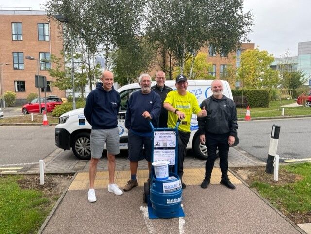 Best of luck to David at @moongazerale who began his Charity #beerpush 2023 yesterday. 

David will be completing 7 Marathons in 7 Days while pushing a 75kg barrel of beer, all in aid of @Itsontheball. 

We were honoured to provide his support vehicle. 

justgiving.com/fundraising/Be…