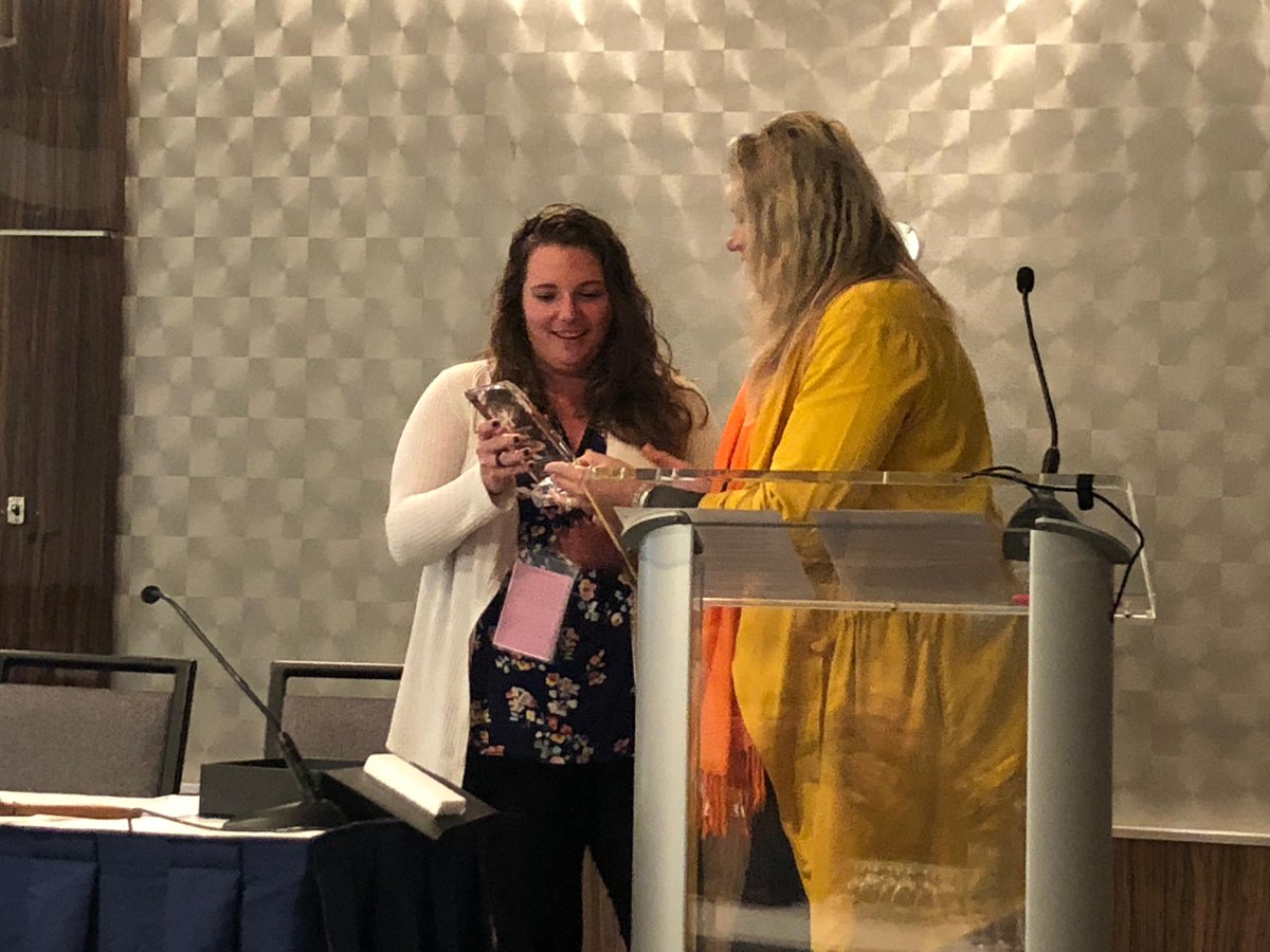 OACCPP's tweet image. Congratulations to Jennifer Lane, OAMHP President&apos;s Award winner! @WellnessRootsCA

We also congratulate the recipients of OAMHP&apos;s Certificate of Recognition: Kayleen Edwards @WellnessRootsCA and Christina Crowe @DALDTherapy.

And, yay to the winners of the AGM raffle!
