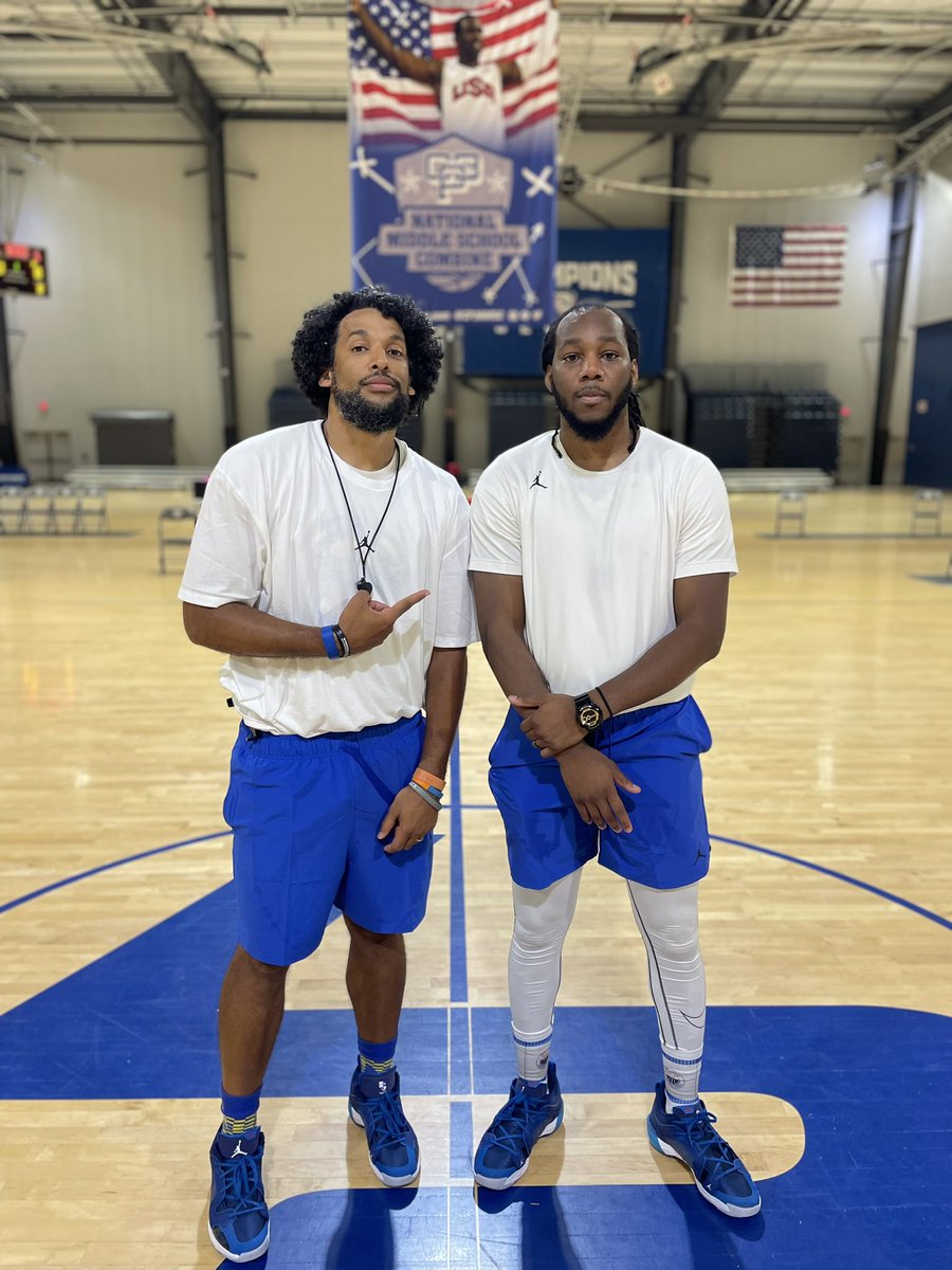 Mr. S. Gunn tweet media