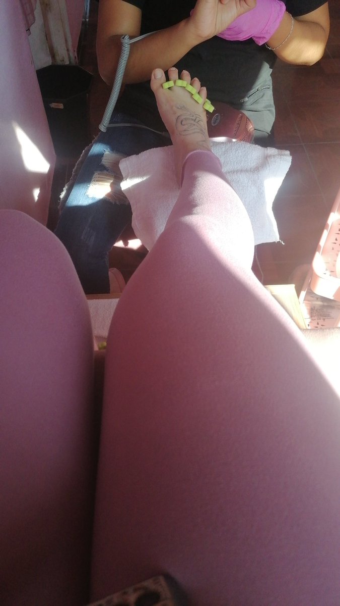 piligatius1's tweet photo. Buenos días nenes
Como inician su lunes??
#lunes #iniciodesemana #sexy #dunt #sex #morrita #pies #pedi https://t.co/T8gIxV2zLD