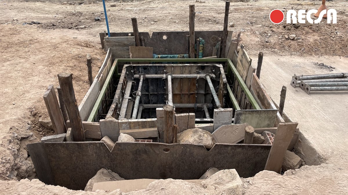 RECSA_MX's tweet photo. 💧En el acueducto Manija #Tibitoc, estamos trabajando en la #construcción de la cámara definitiva. En esta cámara, se alojarán las válvulas de control del #acueducto, así como los instrumentos del monitoreo de medición del flujo.

#RECSA #Obras #Construcción #Agua #Infraestructura #ProcesoConstructivo