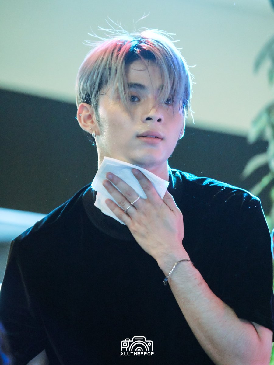 AllThePPop's tweet photo. 10032023 - CEBU PPOP FIESTA

What a beautiful face to behold @ptrckrcmr20

VXON AT PPOPFIESTA CEBU
@vxonofficial #VXON 
#VXONxPPOPFiesta #PPOPFiestaTour_Cebu https://t.co/ksCrKy7ZSO