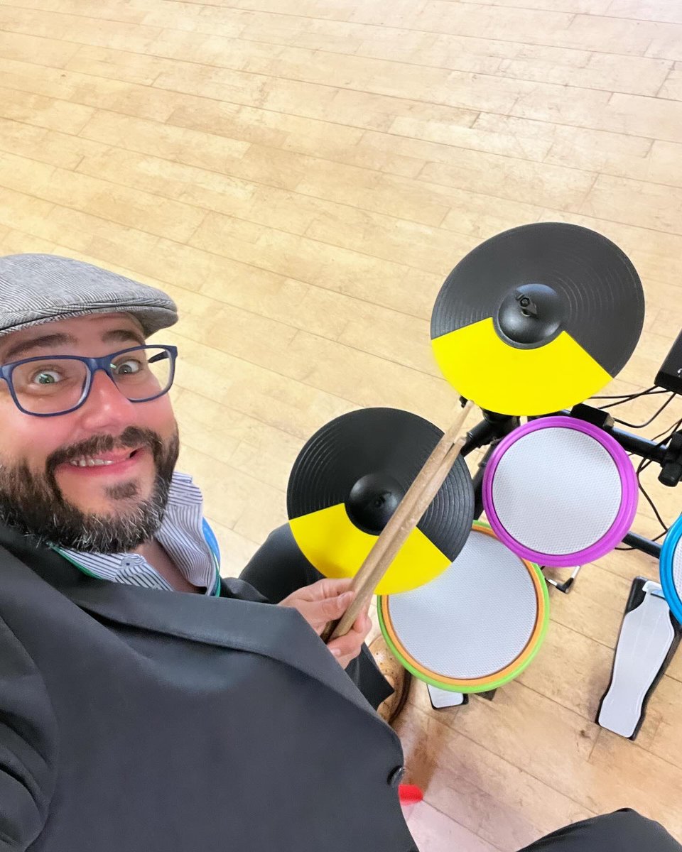 hhyouthjazz's tweet photo. The whole team at @hhmusicderby are really looking forward to seeing @charlieleedrums again! Especially as he is brilliant at teaching on these #mini #drums! Lots of new students starting lessons at #ashbournehilltop #hhmusic #access #musicisforeveryone https://t.co/VUywZpUZtd