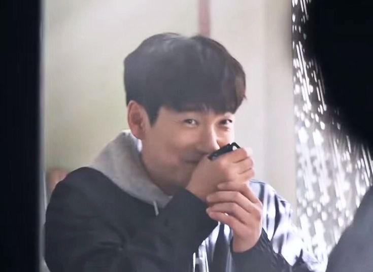 LoveforSnu's tweet photo. โค๏ธ
#์กฐ์น์ฐ #choseungwoo #seungwooeveryday #youmakemesmile #hantaesul #sisyphusthemyth https://t.co/Z8N1GHoVtr