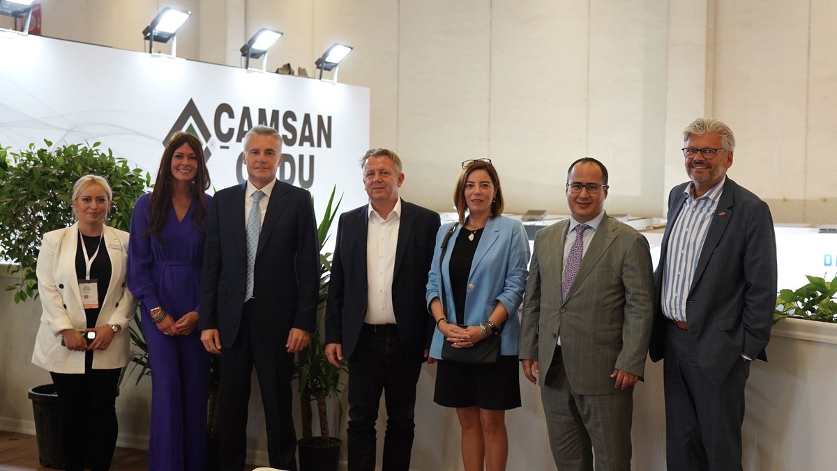 CamsanOrdu's tweet image. Yönetim Kurulu Başkanımız Hakan Poyraz, Yönetim Kurulu Üyemiz Bora Yüzer, Satış Müdürümüz Tamer Eriş, Siempelkamp yöneticilerini ağırladılar. Değerli misafirlerimize standımızı ziyaretlerinden dolayı teşekkür ederiz. 

#Intermob #ÇamsanOrdu