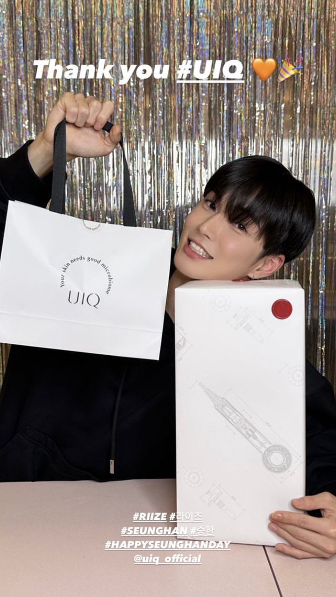 [IG] 231002 <a href="/RIIZE_official/">RIIZE</a> 

“Thank you <a href="/UIQOFFICIAL/">유이크 UIQ</a>”

#RIIZE #라이즈
#SEUNGHAN #승한
#HAPPYSEUNGHANDAY