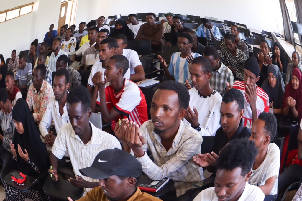 abduhar's tweet photo. I had the opportunity to meet with the Mandera South NG-CDF Teacher Scholarship beneficiaries today at Garisa University… The 125 students are the largest single block of students from one constituency studying at Garissa University… the scholarship programme will definitely play a pivotal role in the lives of many meritorious students from Mandera South Constituency. Other groups of students under the same programme are enrolled for Diploma Primary Teacher Training colleges in Mandera and Garissa TTCs…

Balaanteenu Waa Shaqo…