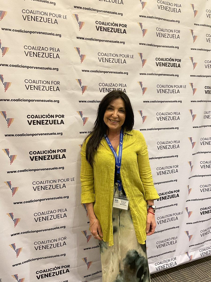 COMMUNICATIOXXI's tweet photo. Listos para comenzar hoy en Panamá la capacitación en comunicación para el programa “Refugee Skill Up” de Independent Diplomat, invitada por Coalición por Venezuela. @coalicionve https://t.co/kx5wh5KRC5