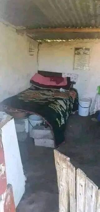 AwaGumede's tweet photo. You don’t need to have a lot of money to live isoft life kuMjolo🤧 https://t.co/oiL7hJPI9X