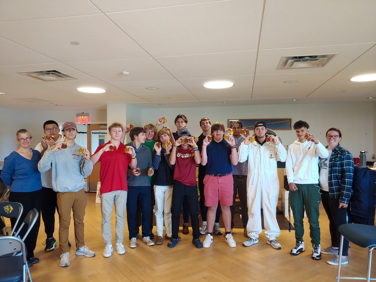 TrinityPawling's tweet photo. Beekeeping & honey extraction, survival skills, soil preparation, & solar energy education...all in a morning of Environmental Stewardship Institute activities here at Trinity-Pawling! #EthosOfEffort #ActiveLearning https://t.co/pDAHnD1FC3