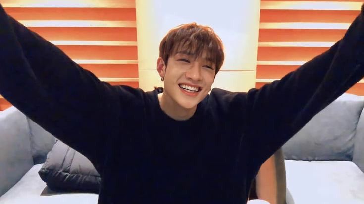 BCHANPIC's tweet photo. our safe place, our special , our everything, thank you for existing 🫂🖤

#영원히_찬이_곁에_스테이
#TwentySixHugsForBangChan
#HappyBangChanDay https://t.co/20AHCApFAm
