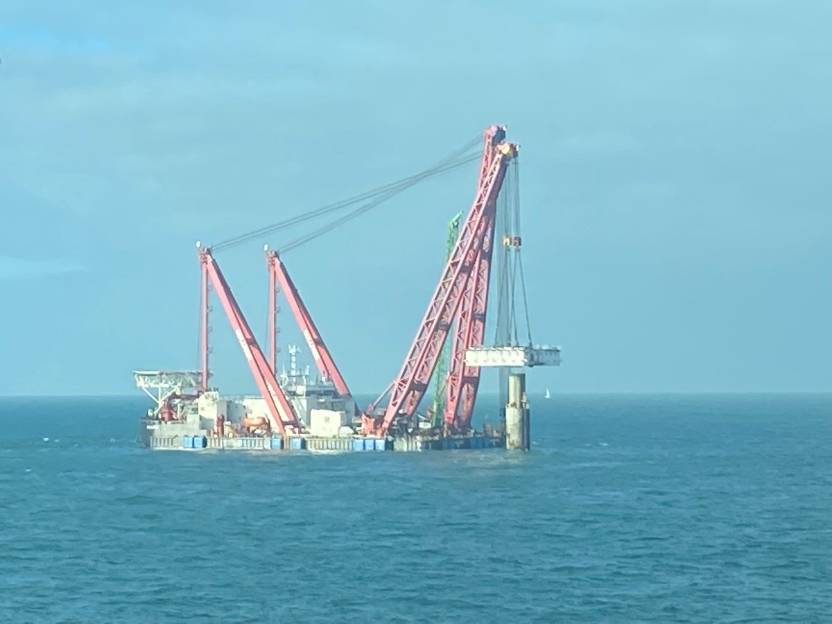 trinityhouse_uk's tweet photo. Trinity House observers oversaw a milestone in the deconstruction of Royal Sovereign #Lighthouse on Sunday. Our contractors Herbosch-Kier removed the topsides, lifting clear of the tower and lowered them onto a barge.

Gallery:
https://t.co/hQn1pPHTER https://t.co/pXnnr8WjX8