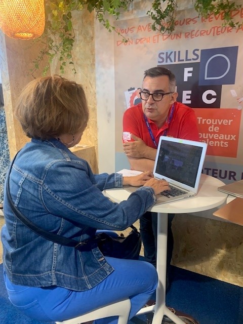 IFEC (@ifecsyndicat) on Twitter photo 💻 De présenter à la presse #SKIFEC, notre plateforme de recrutement augmentée <a href="/EGILLISDK/">Eric GILLIS</a>  Nicolas BOLLE <a href="/ChristPriem/">Christophe PRIEM</a>  vu.fr/wQHAR 💻 De présenter à la presse #SKIFEC, notre plateforme de recrutement augmentée <a href="/EGILLISDK/">Eric GILLIS</a>  Nicolas BOLLE <a href="/ChristPriem/">Christophe PRIEM</a>  vu.fr/wQHAR