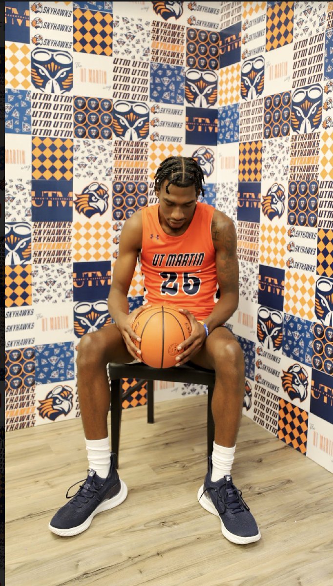 I have to thank <a href="/RyanRidder/">Ryan Ridder</a> and <a href="/CoachEBuggs/">Erik Buggs</a> for showing me and my family so much love. I had a great time on my official visit and l'm thankful for my offer to <a href="/SkyhawkHoops/">UT Martin Basketball</a>