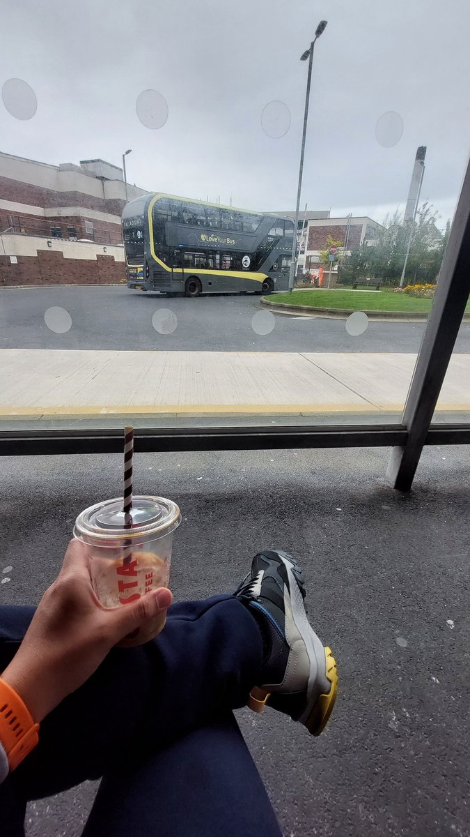 JameShandrew's tweet photo. 🚍 https://t.co/cQ53yLqgYF