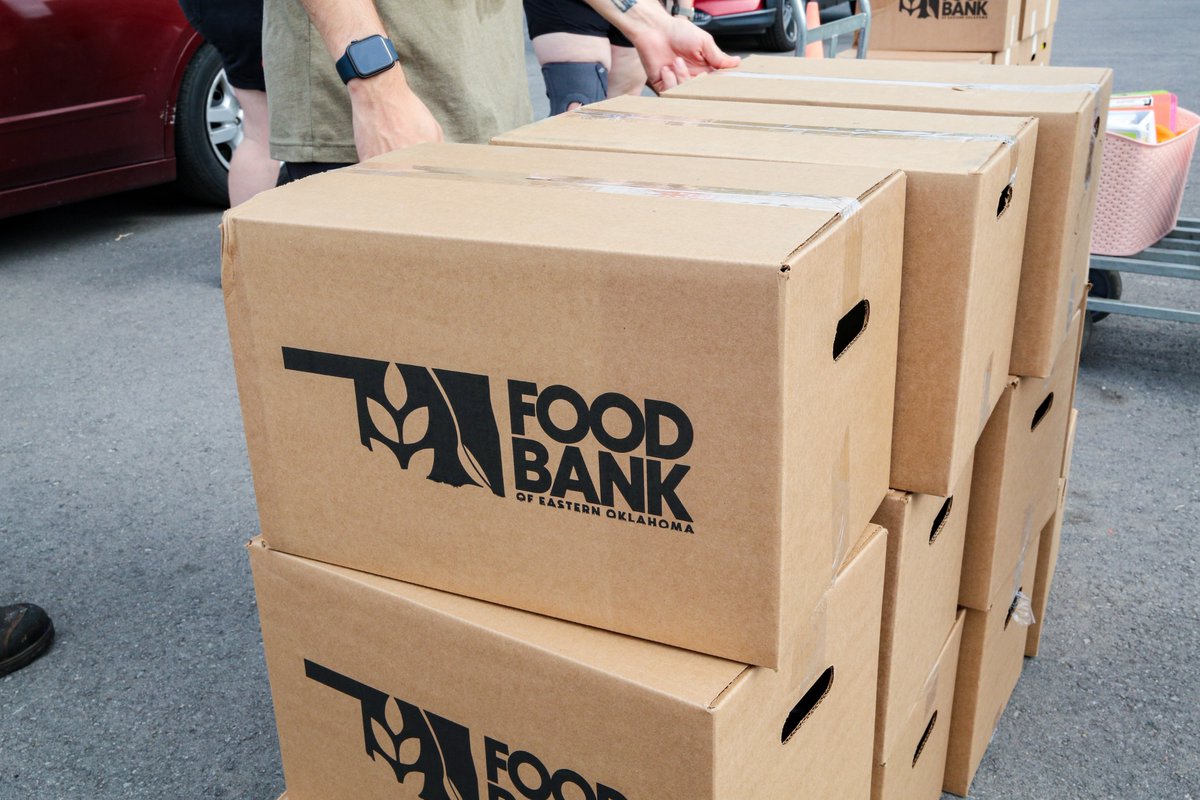 okfoodbank's tweet photo. October’s Drive-Thru Food Distribution is Thursday, October 19, from 9-11am at the Food Bank! 🚗 If you or someone you know would benefit from this event, visit our registration page by clicking here! https://t.co/MEIddBQwDH https://t.co/5y9UrZp6Sz