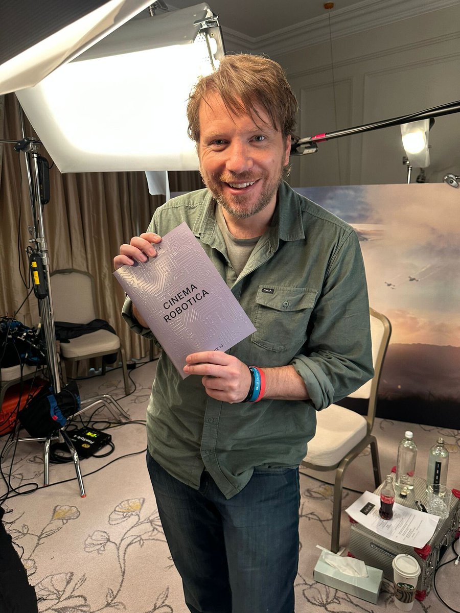 INDUSTRIA (@industrialive) on Twitter photo Our creation meets The Creator. Director Gareth Edwards gives his seal of approval to our issue of Industria: Cinema Robotica.
Available to pick up <a href="/Picturehouse/">Piccy House</a> cinemas now. Our creation meets The Creator. Director Gareth Edwards gives his seal of approval to our issue of Industria: Cinema Robotica.
Available to pick up <a href="/Picturehouse/">Piccy House</a> cinemas now.