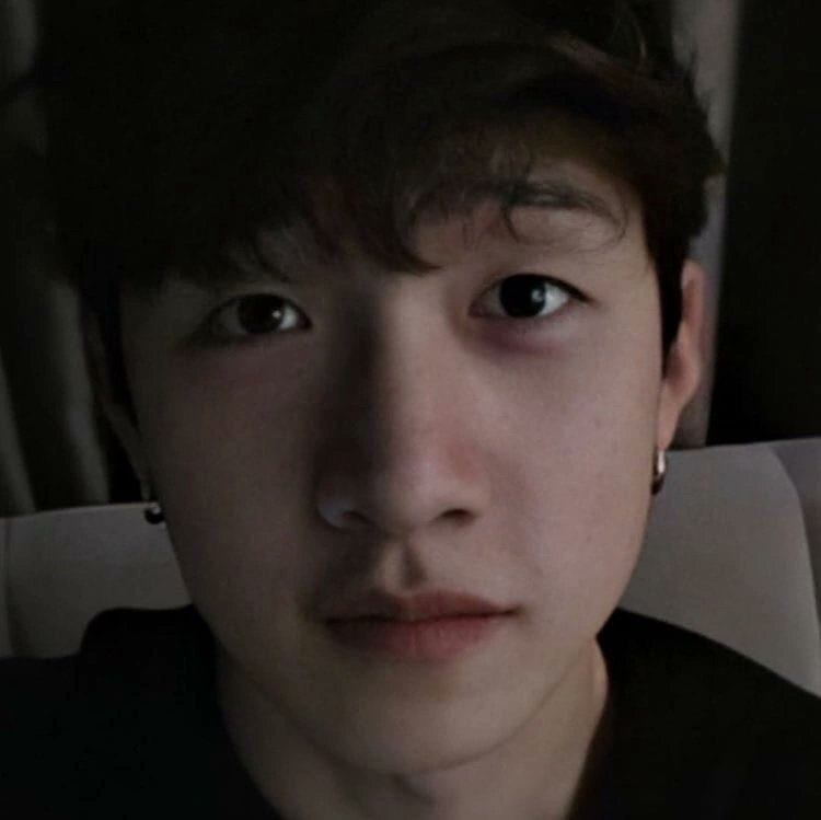 nikormn's tweet photo. с днём рождения, наш самый талантливый и лучший лидер🥺
люблю тебя до бесконечности 💜
будь счастлив
BANG CHAN OUR YOUTIFUL LEADER
#HappyBangChanDay
#찬아_생일선물은_빅허그
#영원히_찬이_곁에_스테이
#TwentySixHugsForBangChan
#StrayKids
#스트레이키즈
#방찬
#BangChan
@Stray_Kids https://t.co/JVGA8NehFg