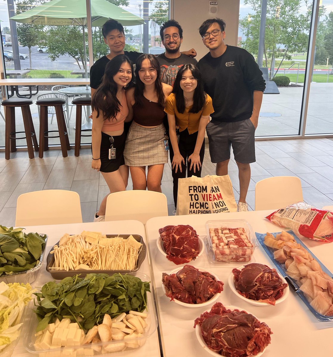 KCU's Asian Pacific American Medical Student Association hosted a Hot Pot Night in celebration of completing exams! The family-style meal offered an opportunity for students to spend time together and take a break from the rigorous demands of their studies. #KCUstudents