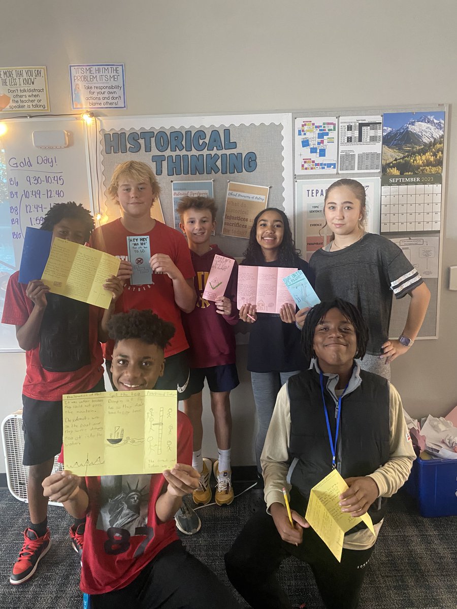 EastwoodMS's tweet photo. It might be the week before Fall Break, but our Eagles are still working hard! Students in Ms. Martin's Social Studies class are making pamphlets for/against the Revolutionary War inspired by Common Sense and Thomas Paine.

#WhyWT #WTproud https://t.co/1uIw1JlrNc