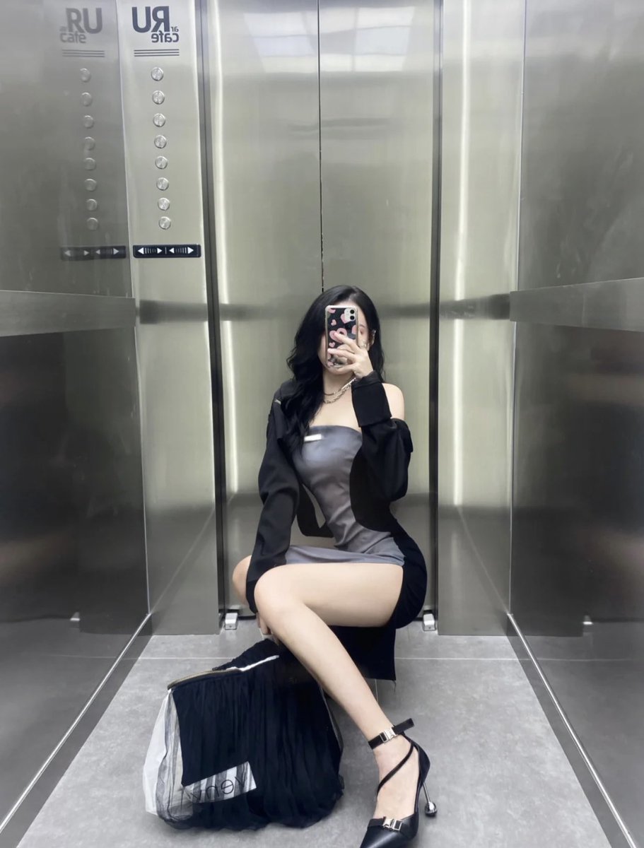 深夜电梯！#丝袜