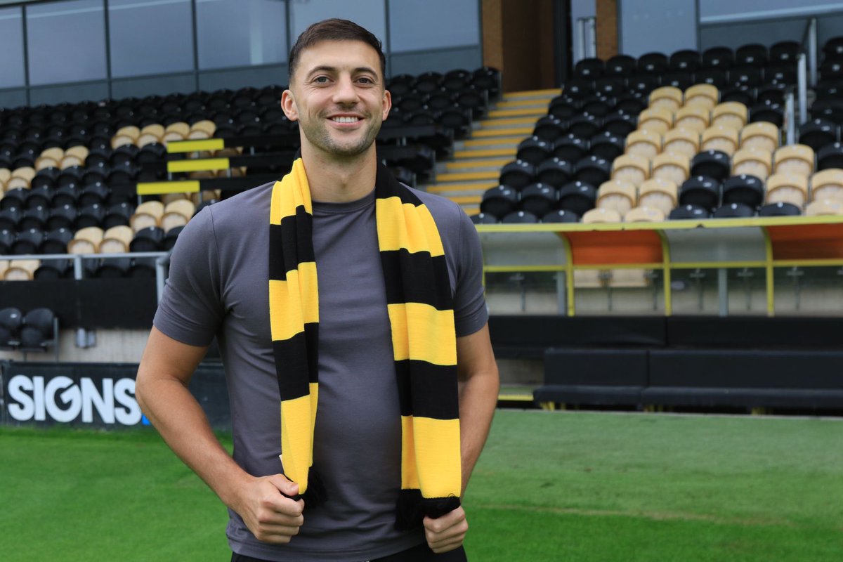 Highest Save Percentage In The EFL 🧤

82.6% - Max Crocombe
81.6% - Viljami Sinisalo
80% - Mads Hermansen
78.9% - Jack Stevens 
77.4% - Will Norris 
75.6% - Matthew Cox
75% - Solomon Brynn 

#BAFC #ECFC #LCFC #CamUTD #Pompey #UTG #LOFC