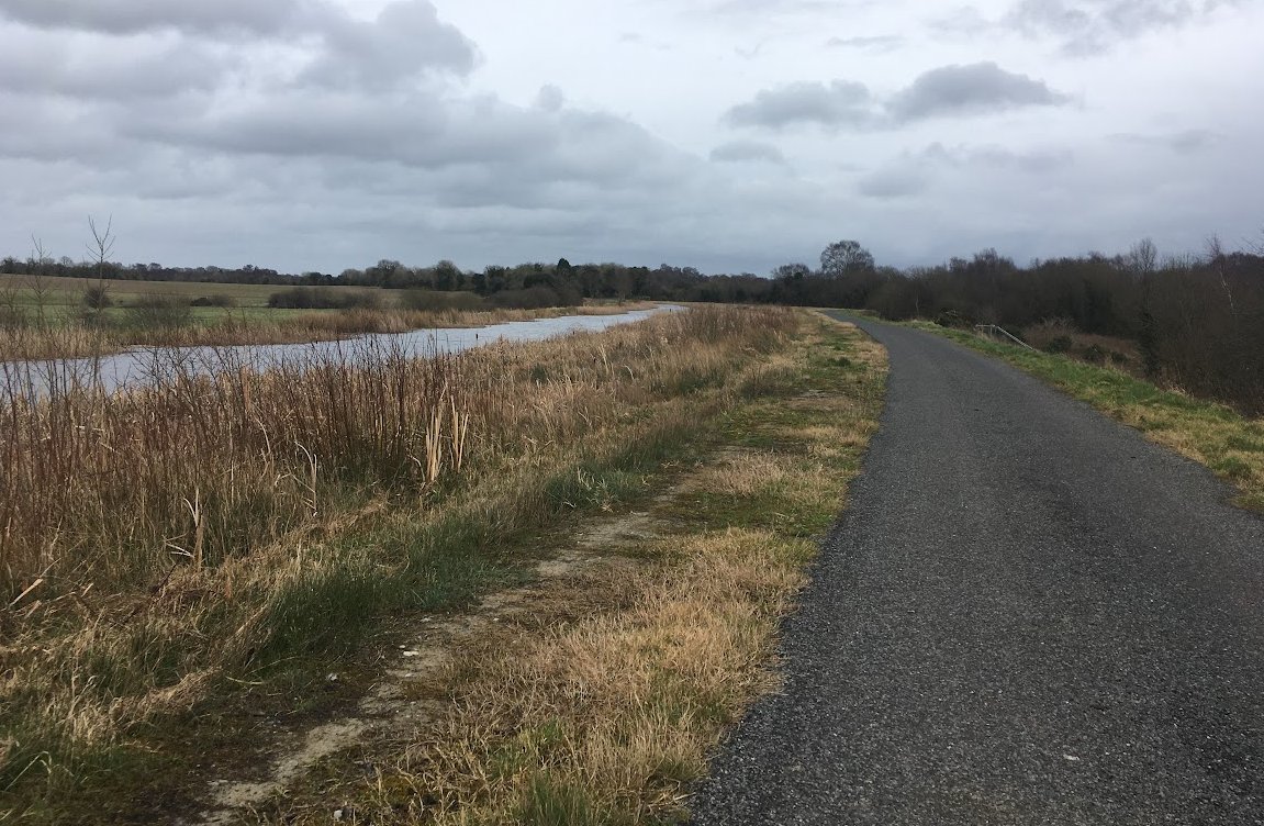 Waterways Ireland proposes 15km/h speed limit on canal and river greenways across Ireland -- consultation ends today irishcycle.com/2023/10/02/wat…